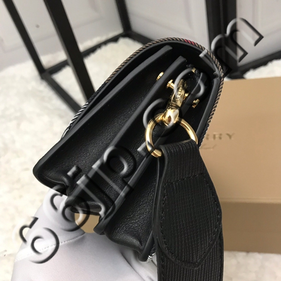 バーバリーバッグ角部分ディテール